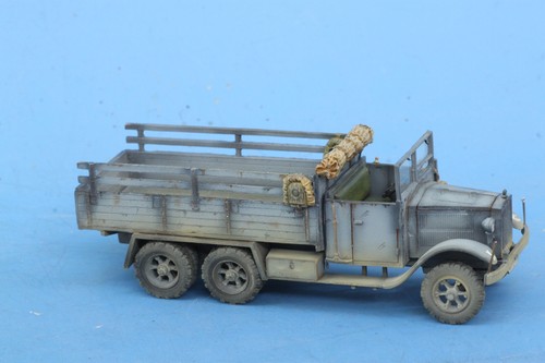 Panzer modell henschel - 1:72,