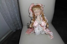 Künstler-Porzellanpuppe  - betendes Mädchen - ohne Makel ca. 30 cm