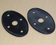 2x Gummi-Unterlage zu
