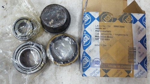 Oldtimer mercedes r107 w110 - oldtimer,