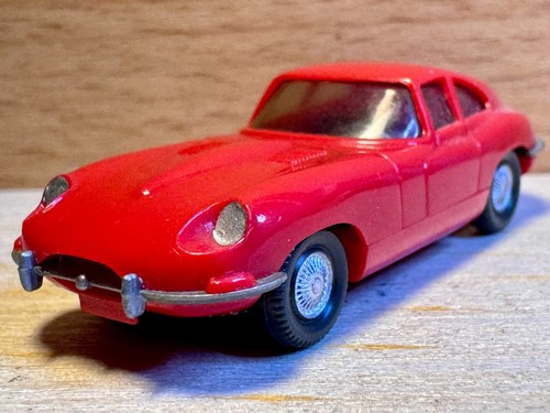 Wiking jaguar - h0, 2n,