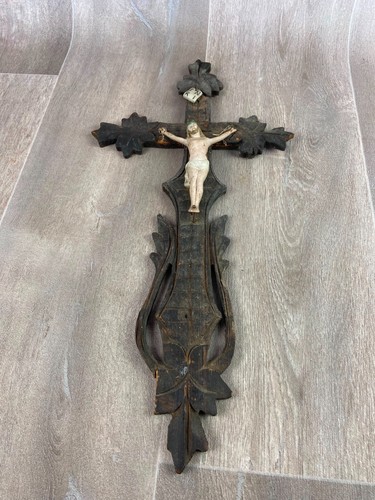 Antikes holzkreuz kruzifix - holzkreuz,