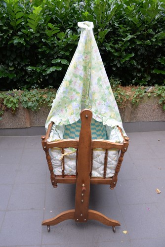 Stubenwagen babywiege aus holz - stubenwagen,