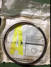 Deutz Kolbenringsatz 0223 3077