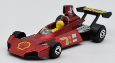 Matchbox Super Kings K72 Brabham BT44B rot, gelber Fahrer. Made in Bulgarien