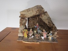 Hübsche Weihnachtskrippe Krippe mit Krippenfiguren Holz