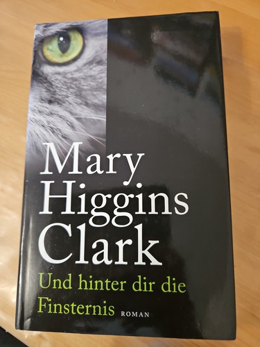 Und hinter dir die - , finsternis