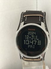 Pulsar Herren Digital Chronograph LCD Display Lederarmband Uhr PQ2049X1 PNP