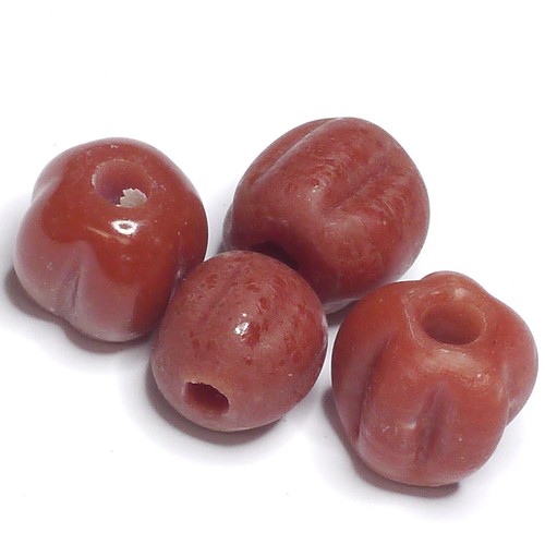 Stck glasperlen oxydrot nach - 4,