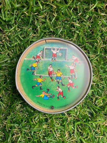 Altes geduldsspiel fußball - altes,