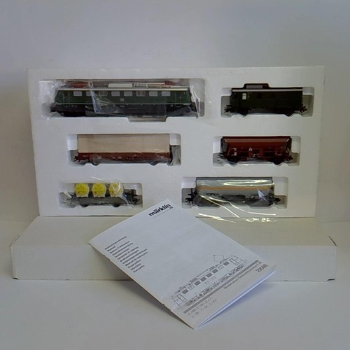 Lok und waggons aus - und, 5
