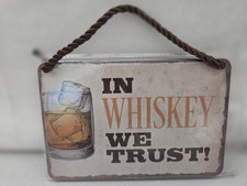 Blechschild Sprüche Hausbar Bar ; In Whiskey we Trust!