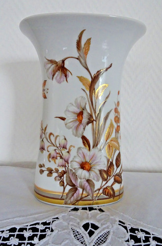 Kaiser porzellan vase made - ,