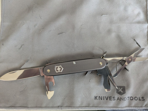 Vixctorinox pioneer limited - vixctorinox,