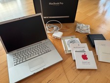 Apple MacBook Pro 15", 2,16