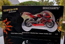 Minichamps 1:12 Honda RC 211 V von Valentino Rossi  Summer Testbike 2001