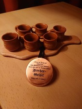 Fischergeist Servierbrett mit 6 Tonkrügen und Löschpfanne