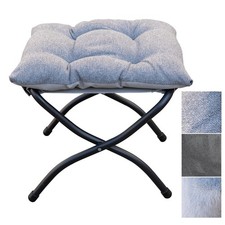 Fußhocker mit Kissen