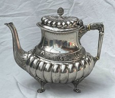 Prachtvolle kaffeekanne aus - kaffeekanne,