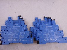 Finder 93018240 Schraubsockel