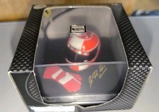 Hot Wheels Michael Schumacher Collection Modell  Helm F1 2000 1:8 Gebraucht 