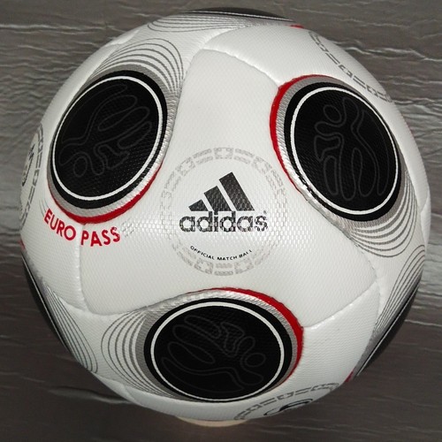 Neu adidas europass - europass, uefa