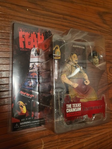 Mezco cinema fear - cinema,
