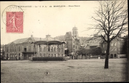 Honfleur calvados place - honfleur, calvados,