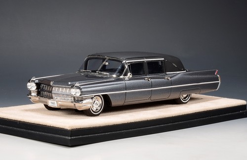 Cadillac fleetwood formal - cadillac,