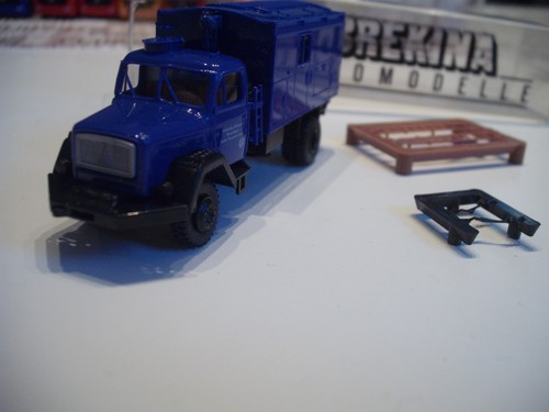 Brekina somo magirus - brekina,