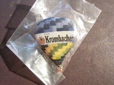 Abzeichen Pin Krombacher