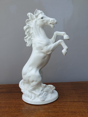 Figur porzellan pferd steigend - figur,