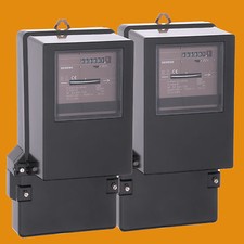 2X SIEMENS DREHSTROMZÄHLER  KRAFT STARK STROM ZÄHLER  230/400V 10/60A