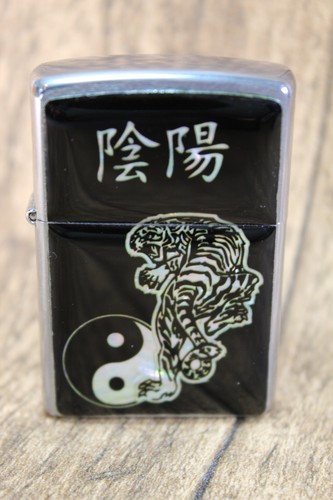 Zippo perlmutt tiger yin - ,