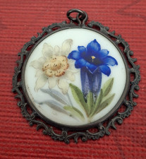 Trachten-Anhänger Porzellan