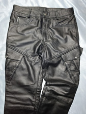 G0024 W32 BOCKLE CARGO