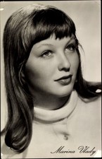 Ak Schauspielerin Marina Vlady, Die blonde Hexe, Erste Liebe - 3690051