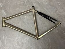 Fahrrad Rahmen Fahrradrahmen frame / Carbon / Triton 7d5 / ca. 1.4KG