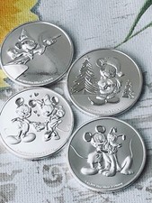 8 x Niue 2 Dollar Disney™