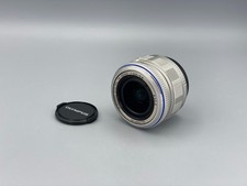 Olympus M. Zuiko 14-42mm