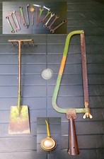 alte Werkzeuge, kleine Öldose, Baumsäge, Vintage, Garten, Geräte,  Dachbodenfund