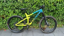 Trek Remedy 8 Teal to Volt Fade aus 2020 in sehr gutem Zustand zu verkaufen!