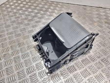 Volvo V70 2011 Becherhalter