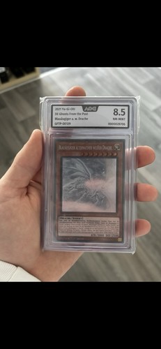 Blauäugiger weißer - yu-gi-oh,