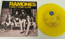 Ramones – Don't Come Close /