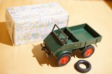 Modellauto Cursor Mercedes Benz Unimog grün Kunststoff mit Originalkarton rar