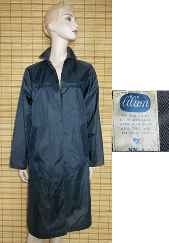 Blauer regenmantel raincoat - -,
