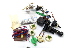 großes Set Ersatzteile