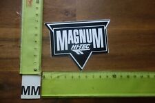 Alter Aufkleber Musik HiFi Audio TV Radio Lautsprecher Boxen MAGNUM Hi-Tec