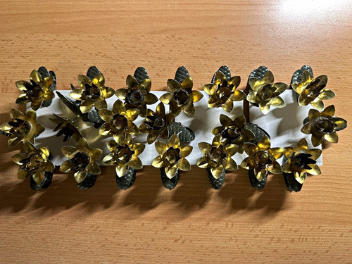 Goldene blumen kerzenhalter - blumen,